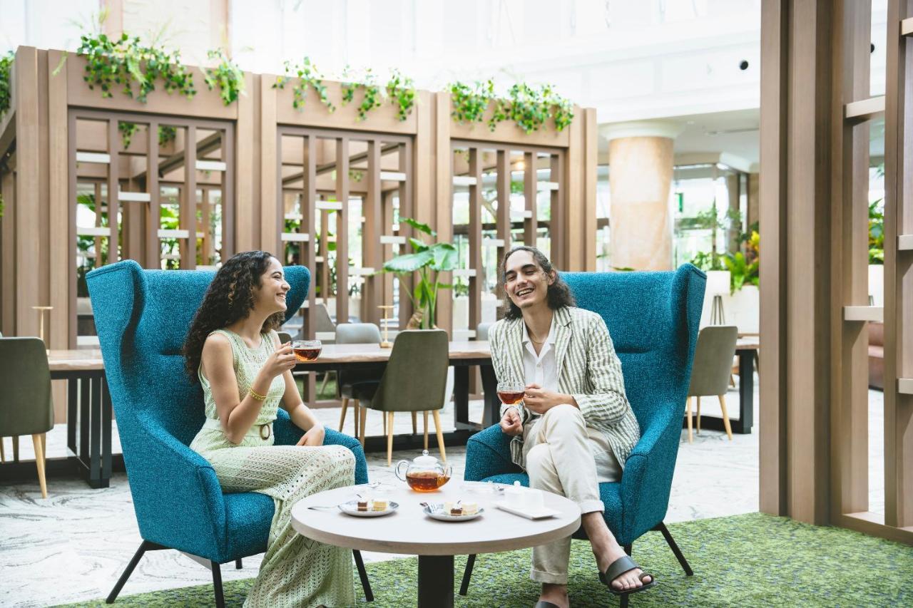 Oriental Hotel Okinawa Resort & Spa Наго Экстерьер фото The Lounge at the airport